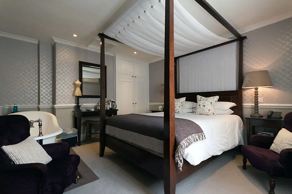 Bed & Breakfast Leighton House - Boutique Guesthouse